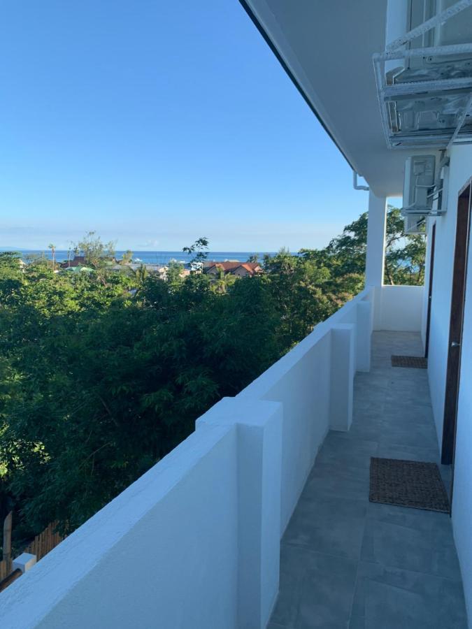 Crown Malapascua Hotell Eksteriør bilde